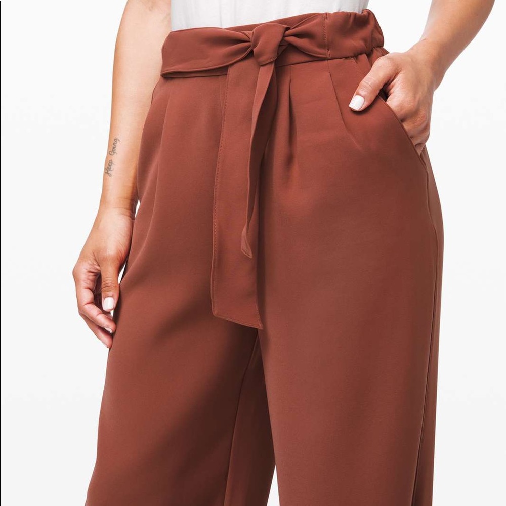 Lululemon Noir Pant - Rustic Clay size 6